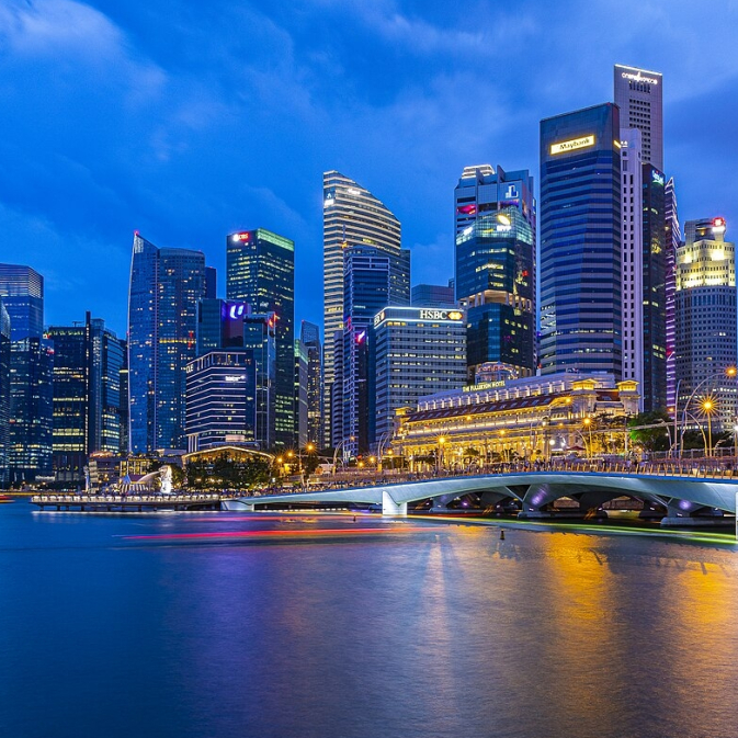 Singapore_Skyline_at_Bluehour